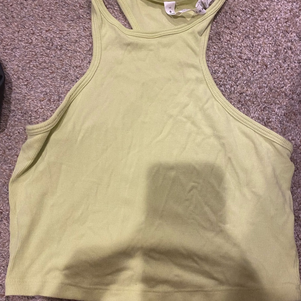 Lululemon tank